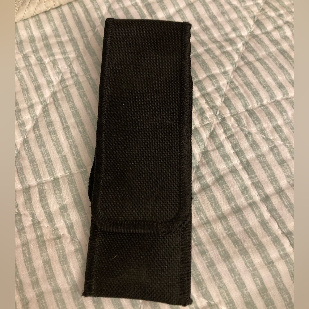 Holster MINI MAGLITE® AA MINI FLASHLIGHT NYLON HOLSTER